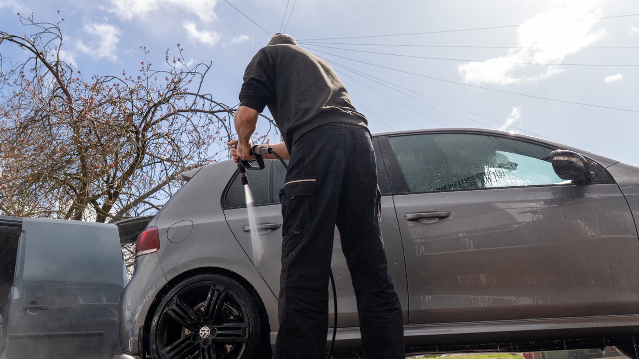 Gold valet in Redditch